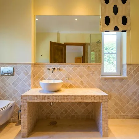 Vale Do Garrao Sleeps 10 With Pool Air Con And Wifi Villa